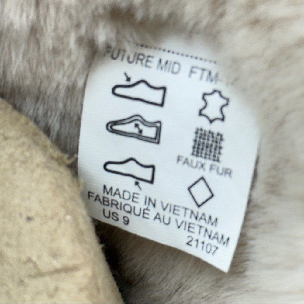 Taos Footwear Faux Fur Lined Suede Booties - Picture 10 of 11
